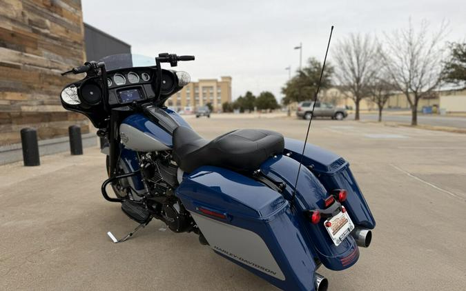 2023 Harley-Davidson® Street Glide® Special Bright Billiard Blue/Billiard Gray - Black Finish