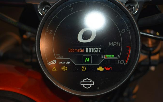 2025 Harley-Davidson® Nightster® Special Whiskey Fire