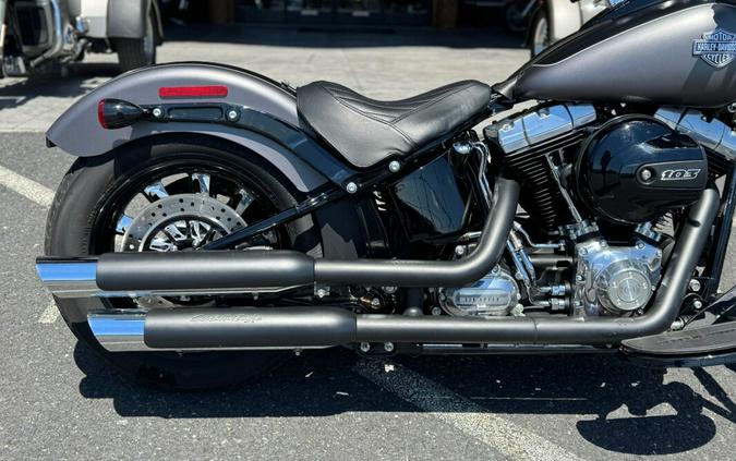 FLS 2017 Softail Slim