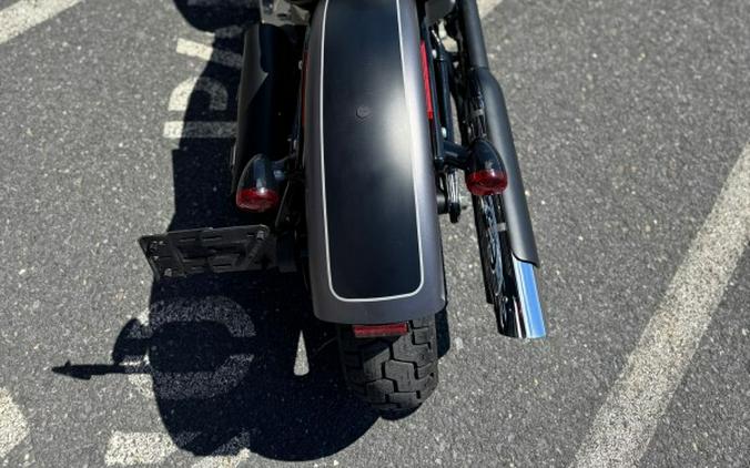 FLS 2017 Softail Slim