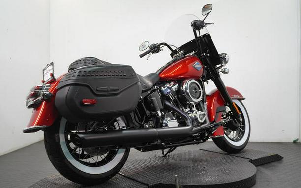 2026 Harley-Davidson® FLHC - Heritage Classic