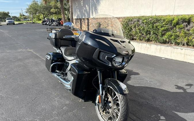 2023 Indian Pursuit Limited Black Metallic