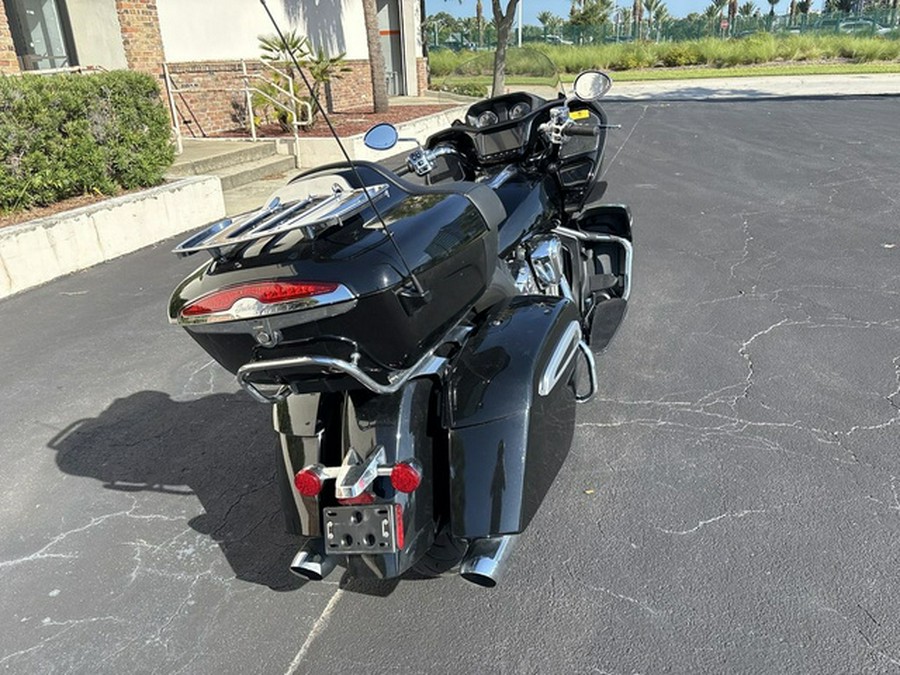 2023 Indian Pursuit Limited Black Metallic