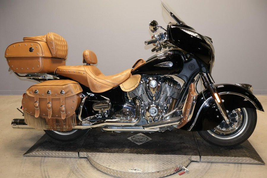 2017 Indian Motorcycle Roadmaster Thunder Black