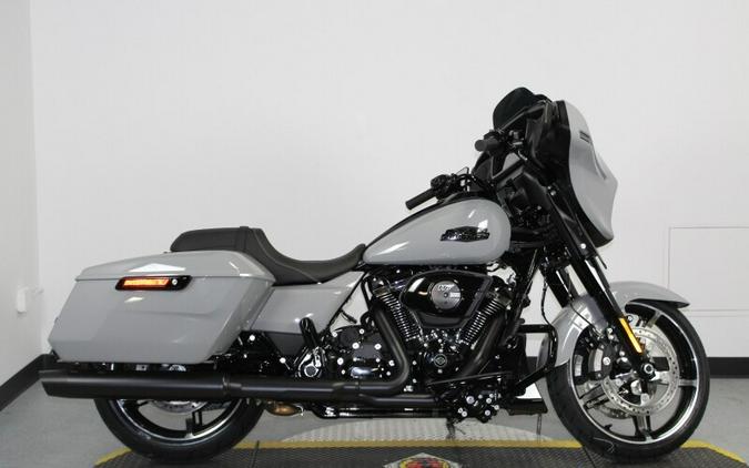 Harley-Davidson Street Glide® 2024 FLHX 84456912 BILLIARD GRAY