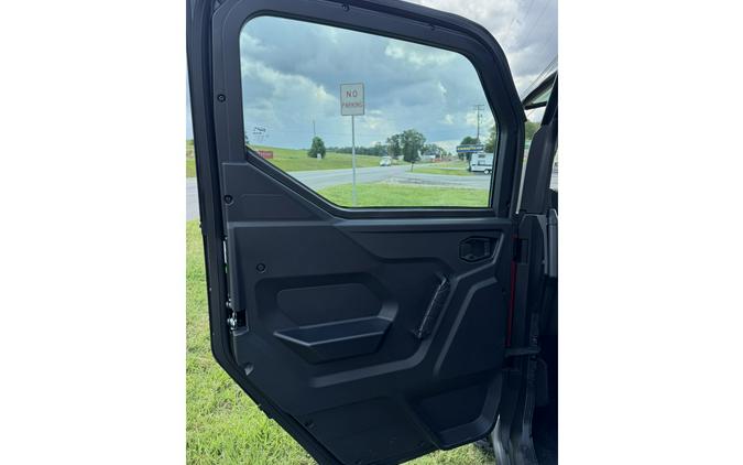 2026 Polaris XPEDITION XP Northstar - Performance Red