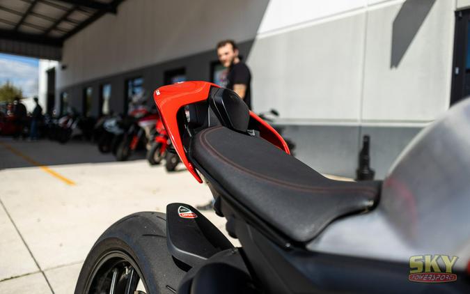 2021 Ducati Streetfighter V4