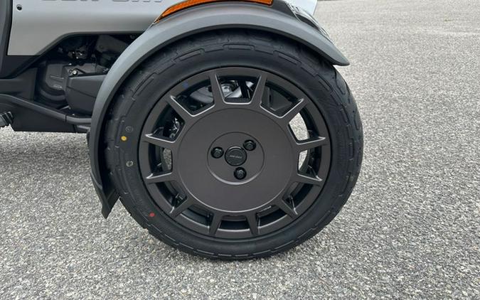 2025 Can-Am CANYON 1330 SE6