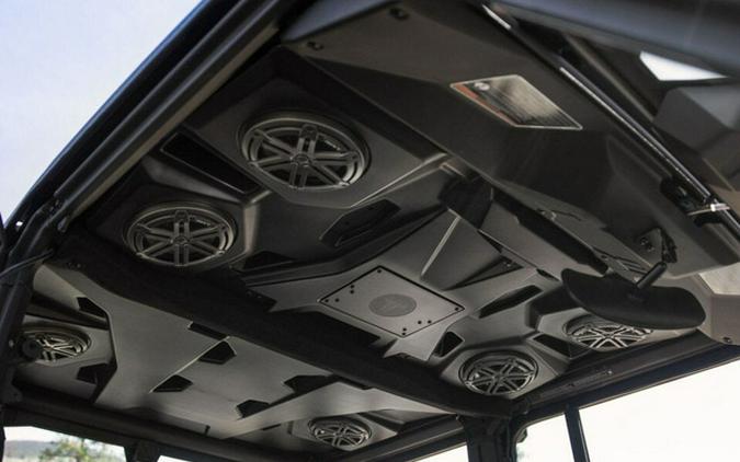 2025 Can-Am Commander XT 700