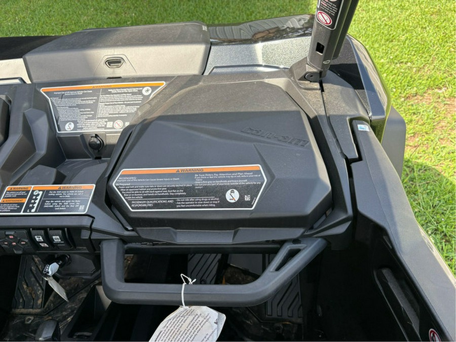 2025 Can-Am Commander XT 700