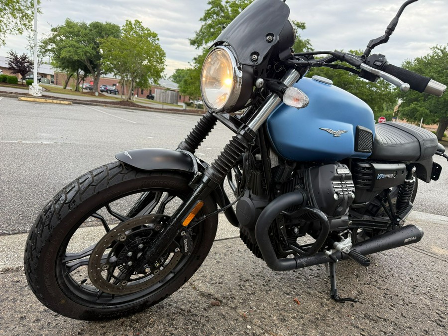 2018 Moto Guzzi V7 III Stone