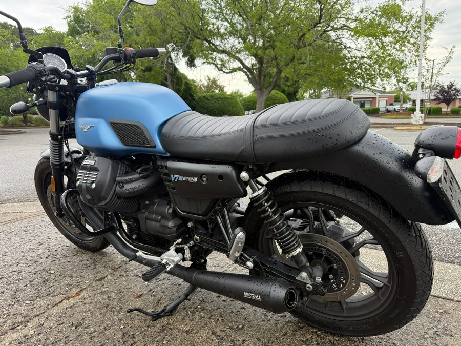 2018 Moto Guzzi V7 III Stone
