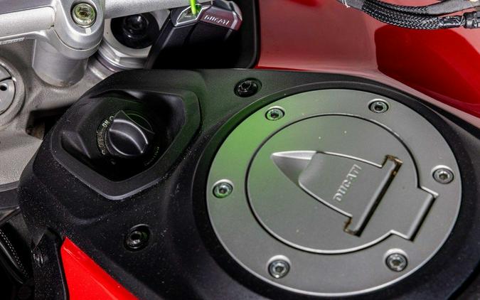 2023 Ducati MULTISTRADA V4 S Ducati Red and Spoked wheels - PB014489