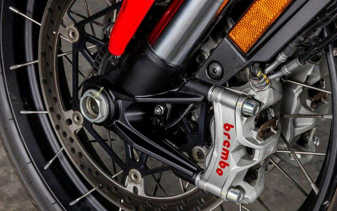 2023 Ducati MULTISTRADA V4 S Ducati Red and Spoked wheels - PB014489