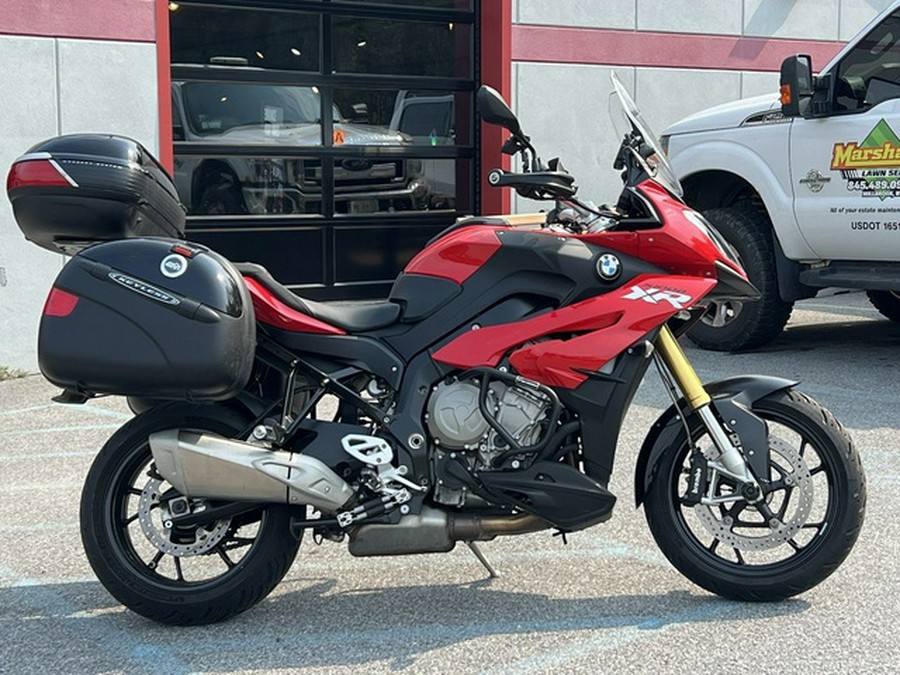 2016 BMW S 1000 XR Racing Red