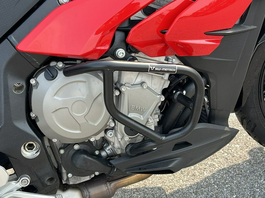 2016 BMW S 1000 XR Racing Red
