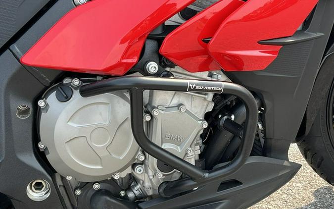 2016 BMW S 1000 XR Racing Red