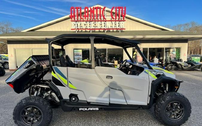 2024 Polaris® General XP 4 1000 Sport