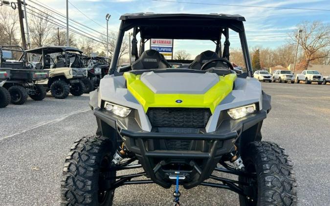 2024 Polaris® General XP 4 1000 Sport