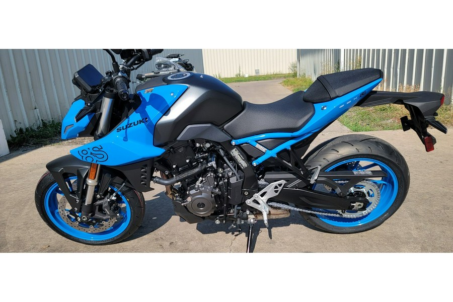 2023 Suzuki GSX-8S