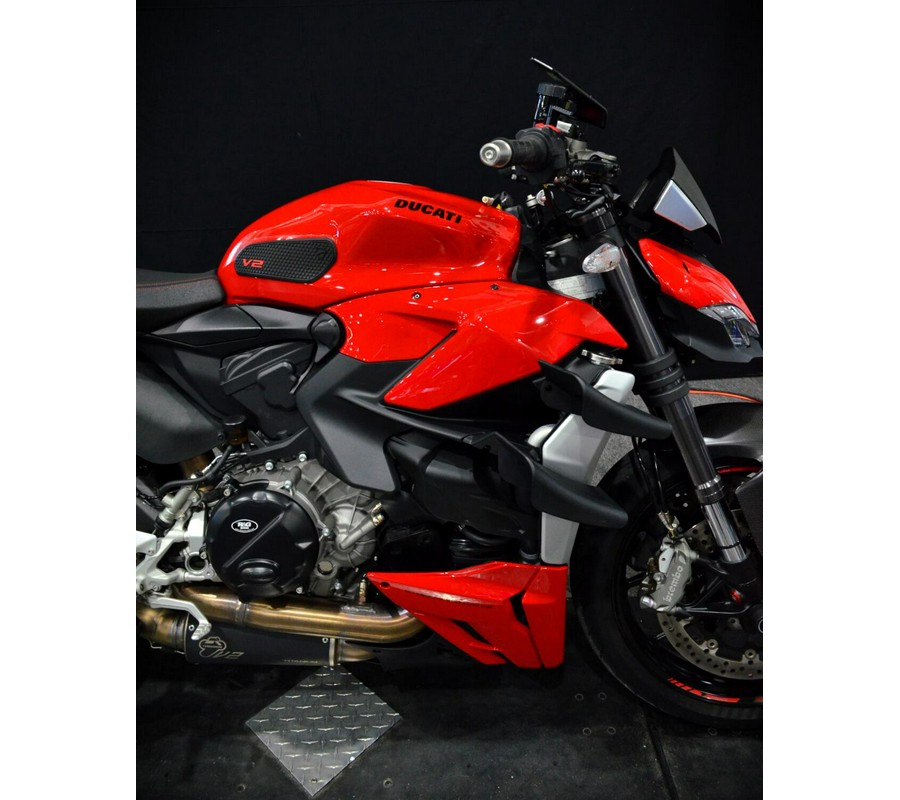 2022 Ducati Streetfighter V2
