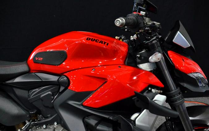 2022 Ducati Streetfighter V2