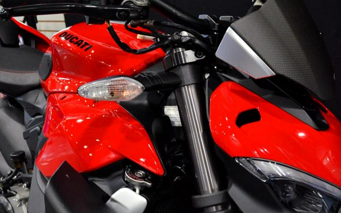 2022 Ducati Streetfighter V2