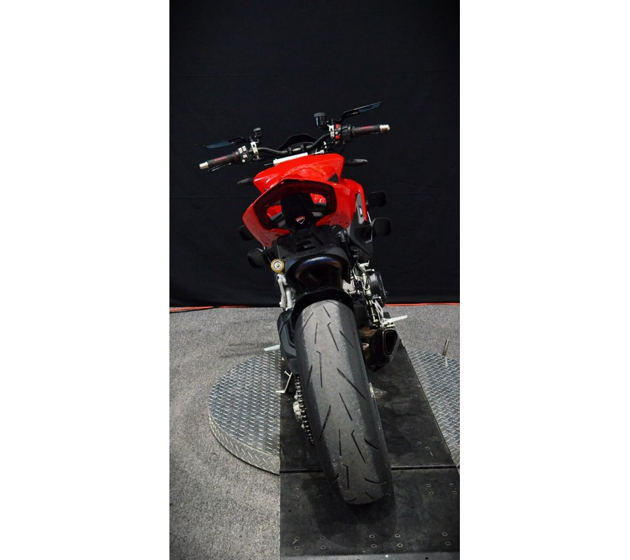 2022 Ducati Streetfighter V2
