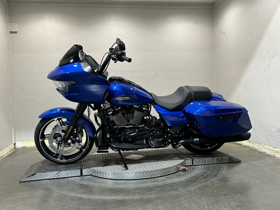 Harley-Davidson Road Glide® 2024 FLTRX 84456919 BLUE BURST