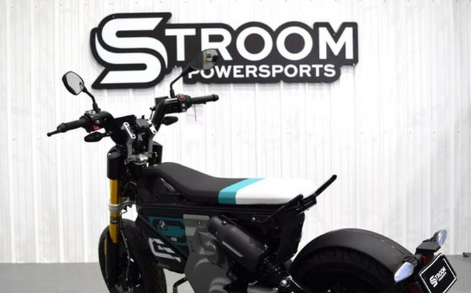 2024 BMW CE 02 Cosmic black 2 02