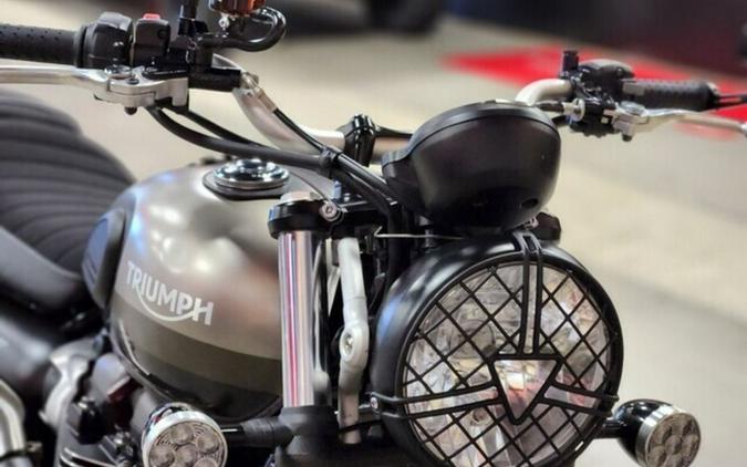 2022 Triumph Street Scrambler Sandstorm Edition Sandstorm Matt Storm Grey