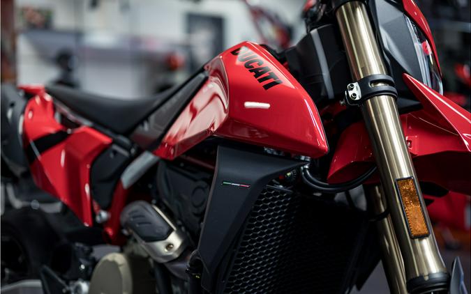 2025 Hypermotard 698 - Red - Ducati