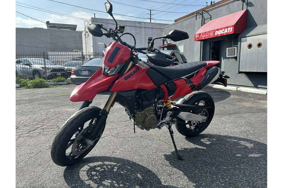 2025 Ducati Hypermotard 698 - Red