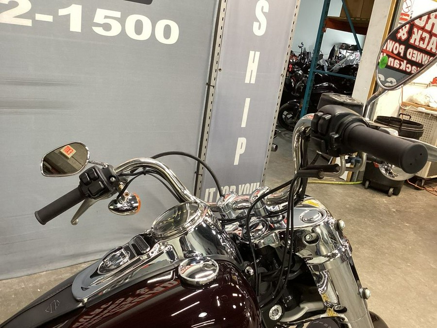 2014 Harley-Davidson® FLD - Dyna® Switchback™