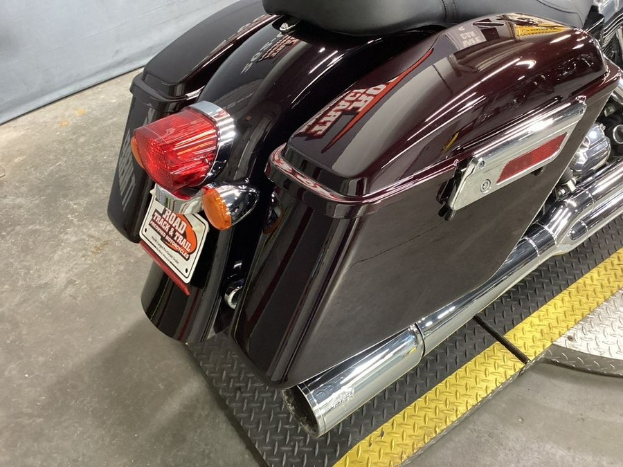 2014 Harley-Davidson® FLD - Dyna® Switchback™