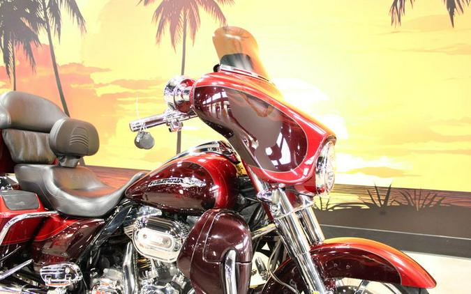 2012 Harley-Davidson® FLHXSE3 - CVO™ Street Glide®