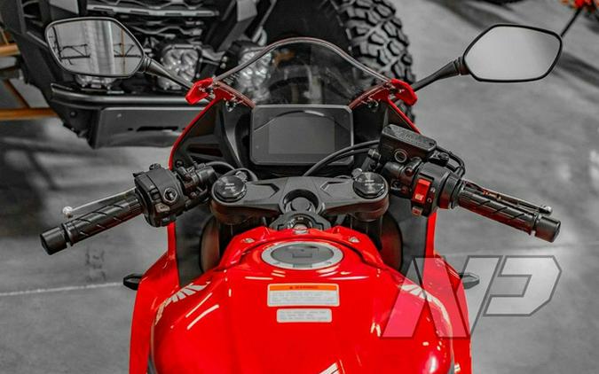 2026 Honda CBR650R E-Clutch