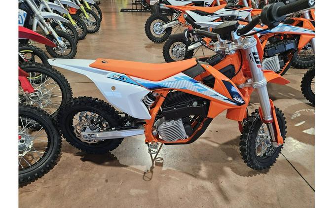 2024 KTM SX-E 3