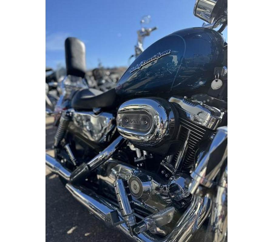 2005 Harley-Davidson® XL1200C - Sportster® 1200 Custom