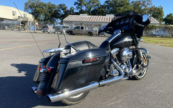 2016 Harley-Davidson® FLHX - Street Glide®