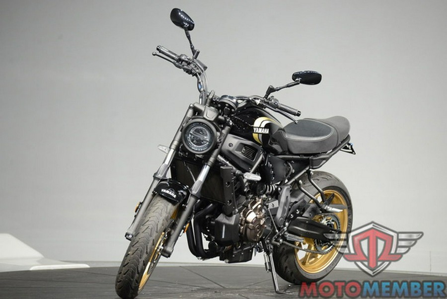 2025 Yamaha XSR 700