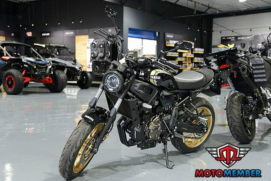 2025 Yamaha XSR 700