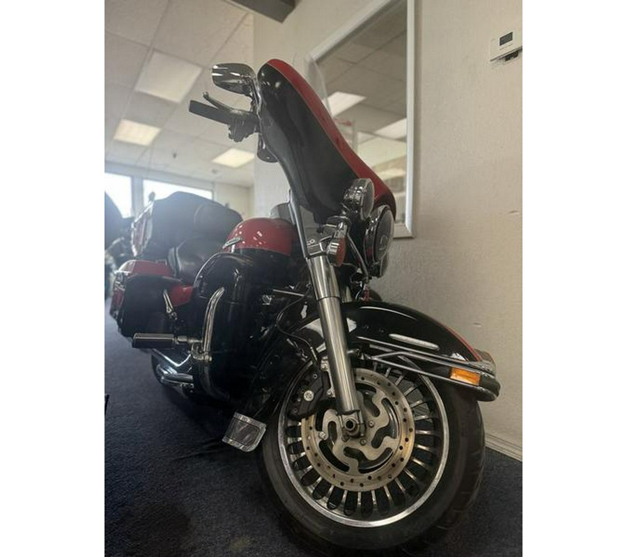 2010 Harley-Davidson Electra Glide® Ultra Classic - UO8214