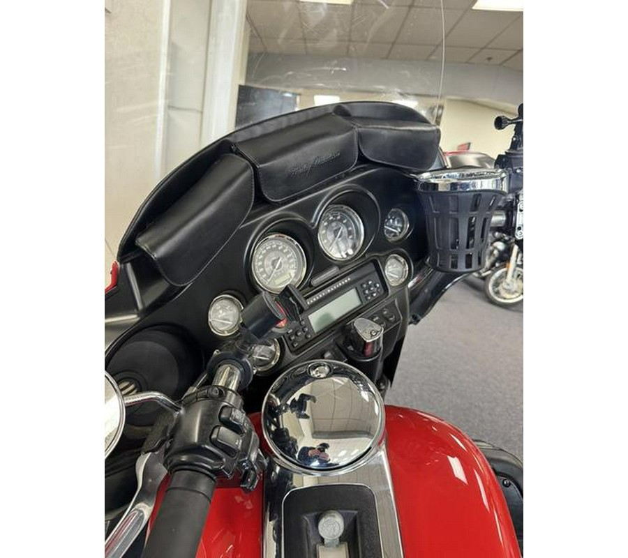 2010 Harley-Davidson Electra Glide® Ultra Classic - UO8214