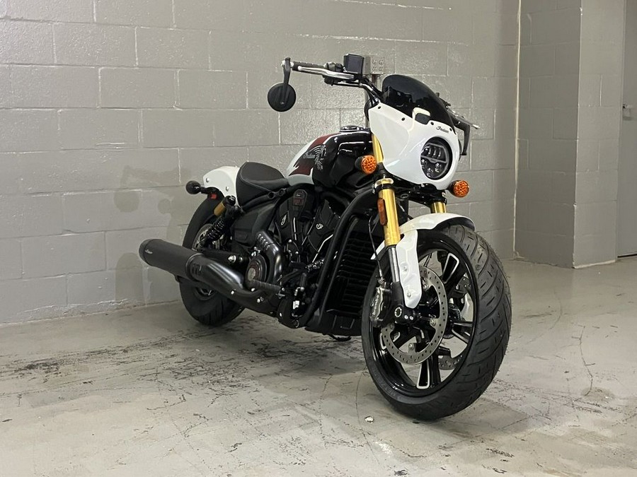 2025 Indian Motorcycle® 101 Scout® Ghost White Metallic with Graphics