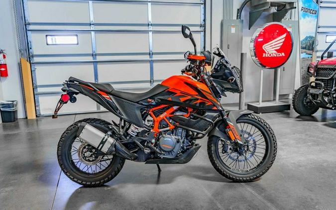 2023 KTM Adventure 390