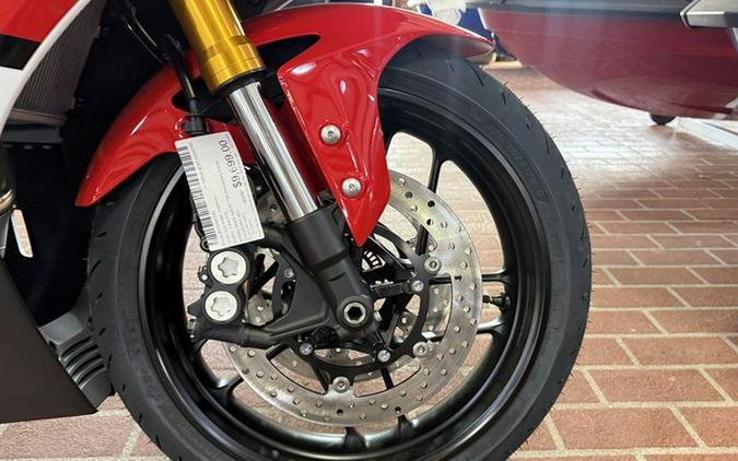 2026 Yamaha YZF R7 70Th Anniversary Edition