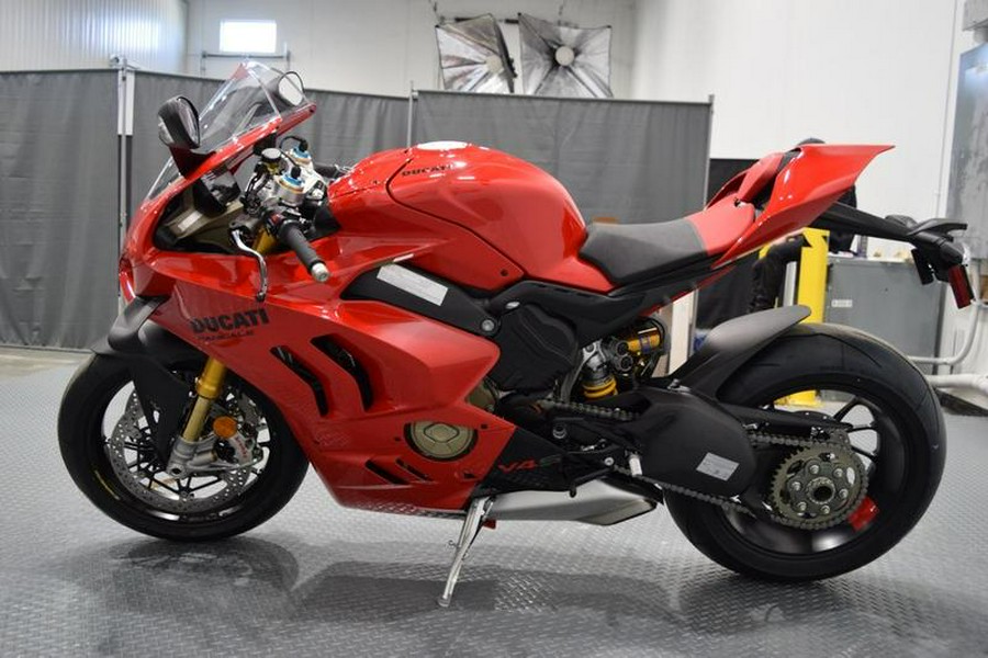 2024 Ducati Panigale V4 S Red