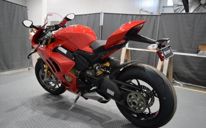 2024 Ducati Panigale V4 S Red