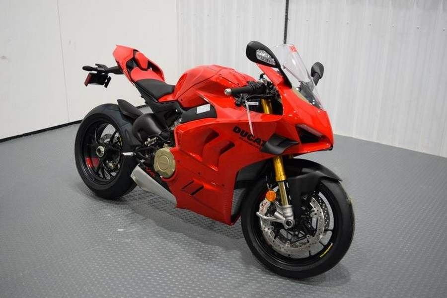 2024 Ducati Panigale V4 S Red